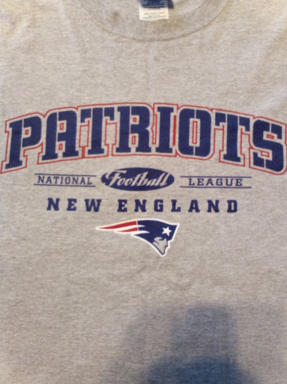 New England Patriots NFL Light Gray Med/LG Long Sleeve Men's T-Shirt - Picture 2 of 7